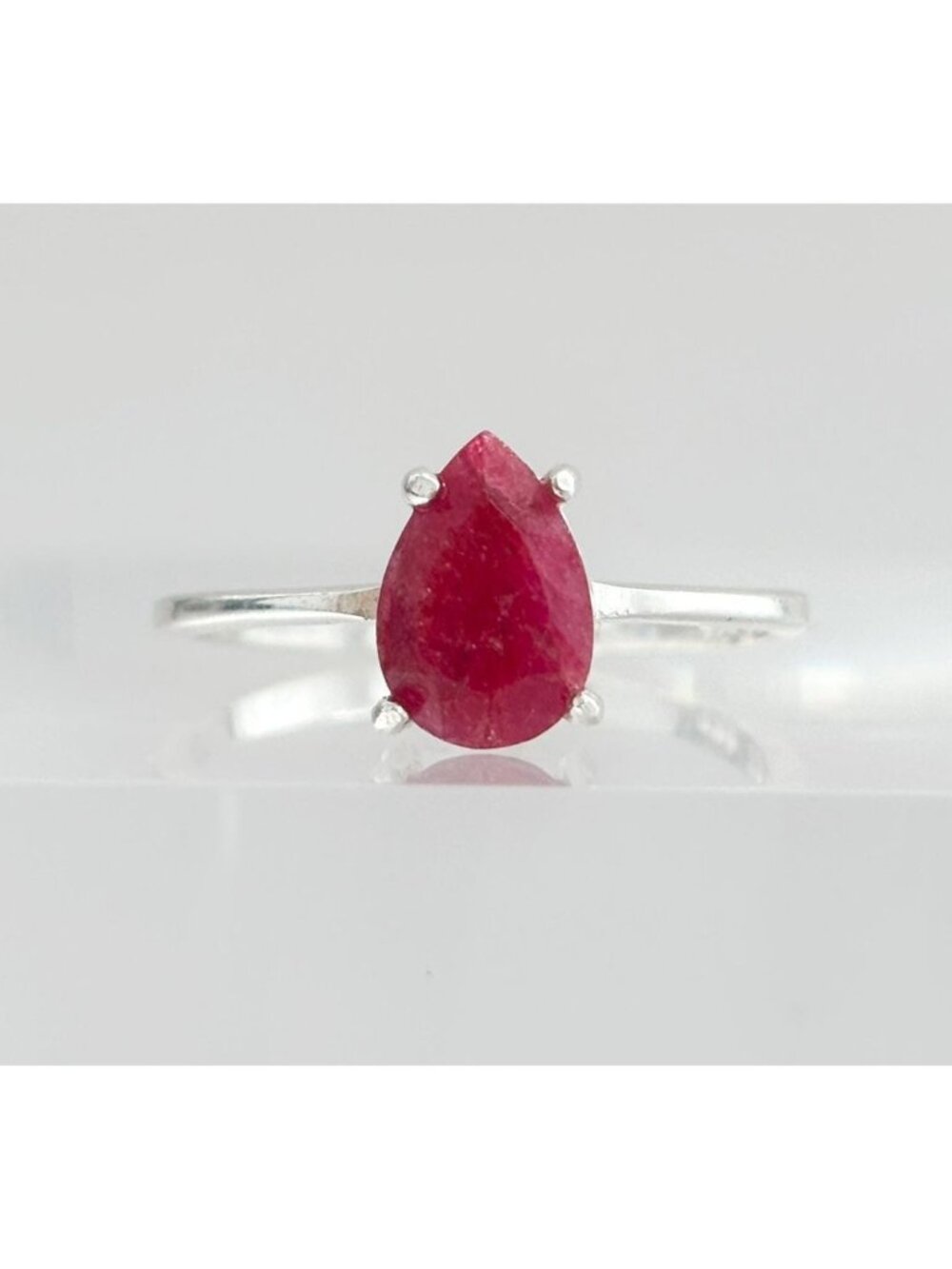 Ruby Gemstone Pear Cut Minimalist Sterling Silver 925 Vintage Ring - sz 7.75